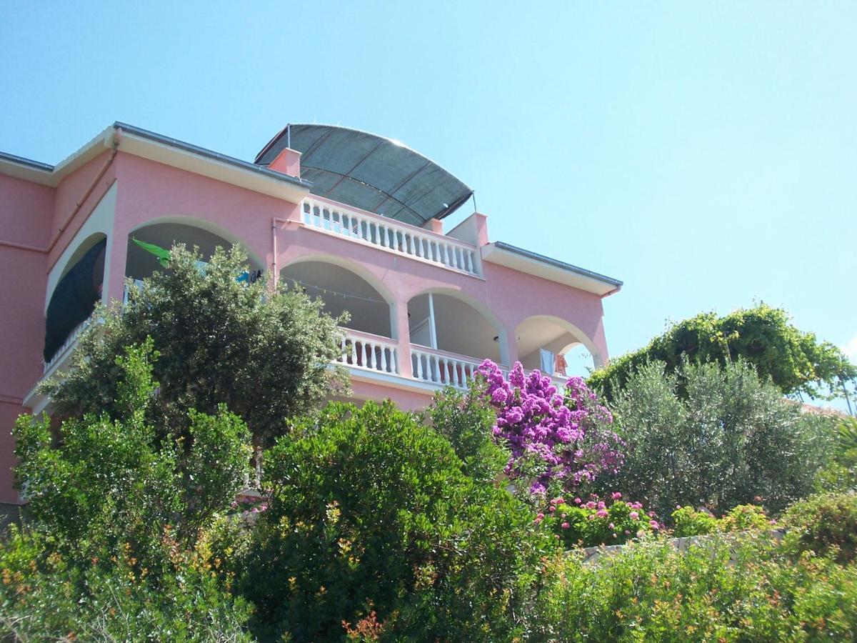 Apartments Maskovic Karbuni بريسبا المظهر الخارجي الصورة