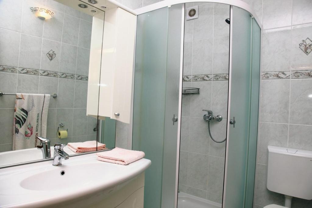 Apartments Maskovic Karbuni بريسبا المظهر الخارجي الصورة
